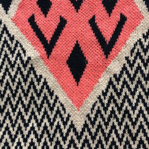 Sweater - Picture 2 of 3